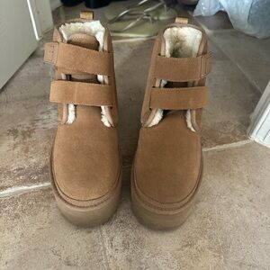 UGG Tan Boots with Cream Fur Lining